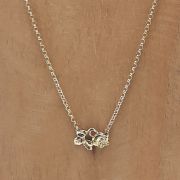 Collier rose et bourgeons or jaune 750 millièmes