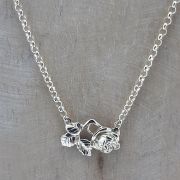 Collier rose et bourgeons or jaune 750 millièmes